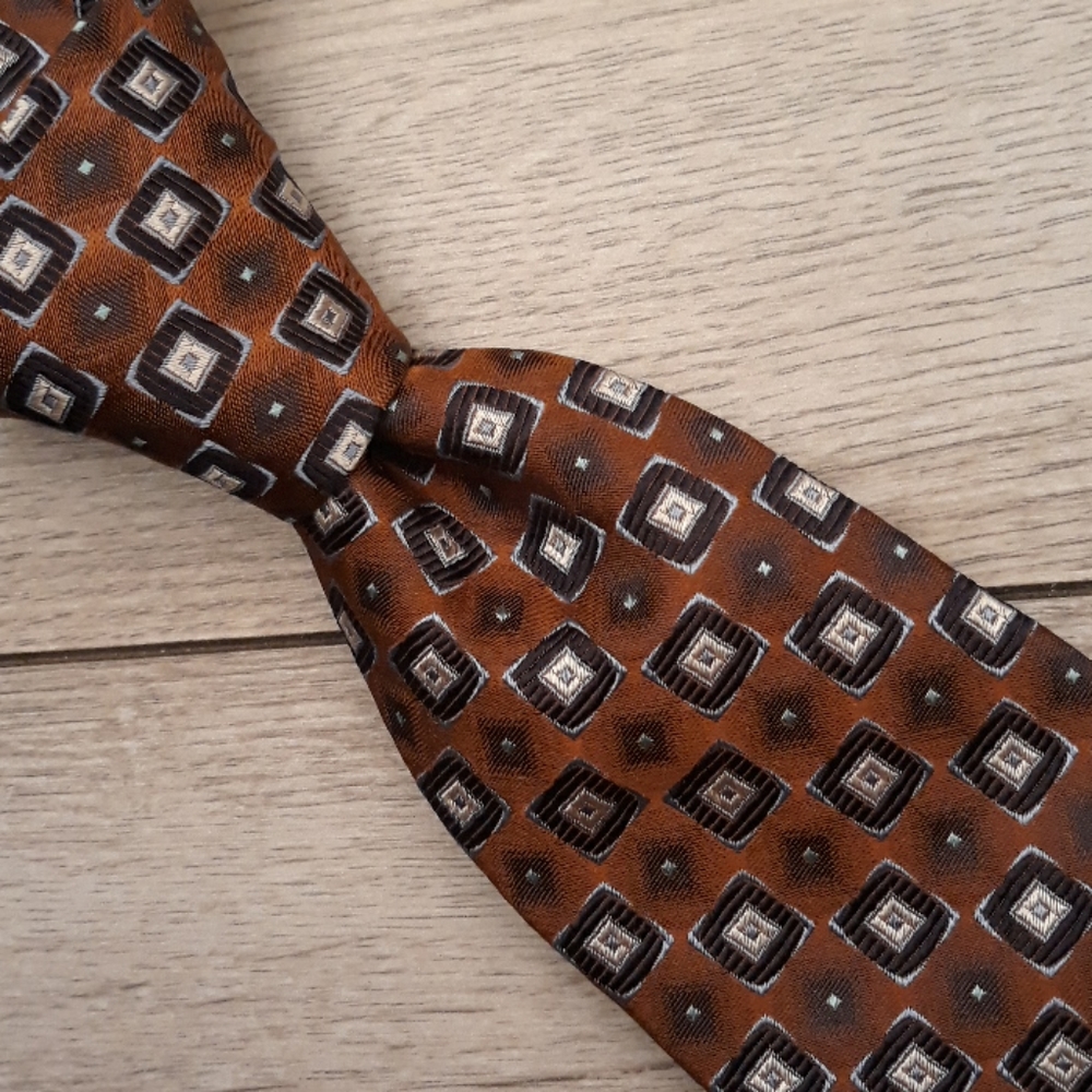 MASSIMO BIZZOCCHI Italy Metallic Brown Square Diamond Pattern Mens Silk Tie